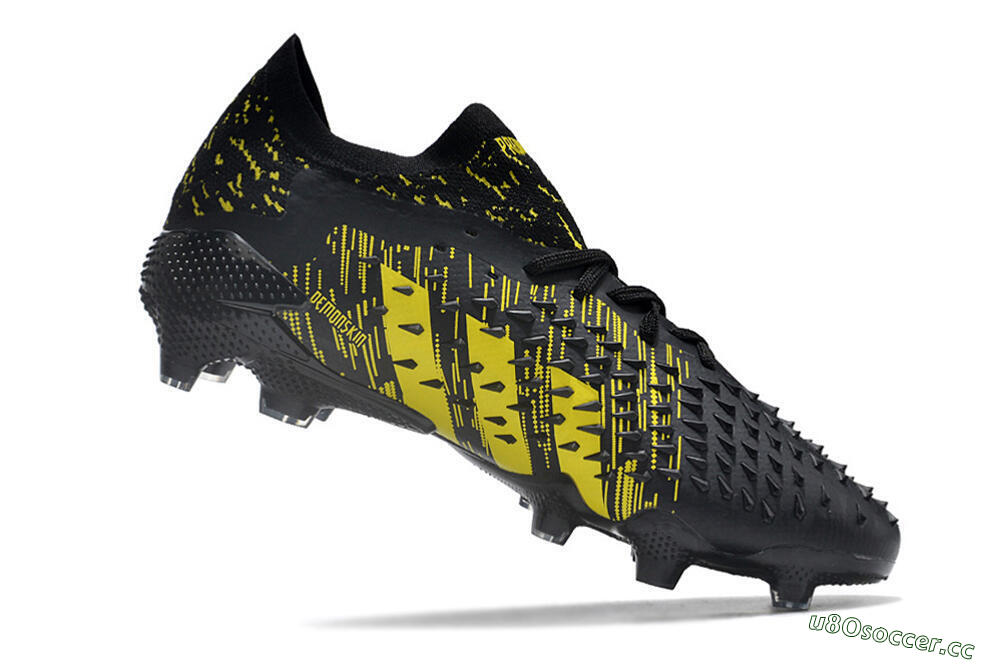 Unisex Adidas Predator Freak.1 Low FG Firm Ground Low-Tops Football Boots - Black/Yellow 4