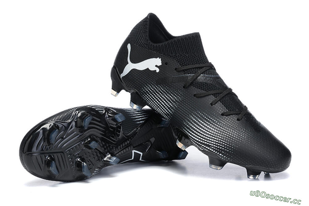 Men's Puma Future Ultimate FG Firm Ground Low-Tops Football Boots - Black/White/Blue 4