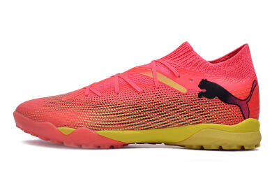 Men's Puma Future Ultimate TF Artificial Turf Low-Tops Football Shoes - Pink/Yellow/Black