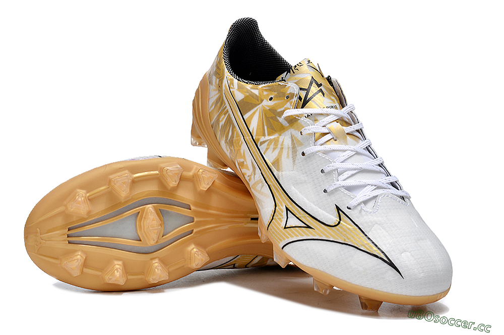 Men's Mizuno Morelia Alpha Made in Japan FG Firm Ground Low-Tops Football Boots - White/Gold/Black 3