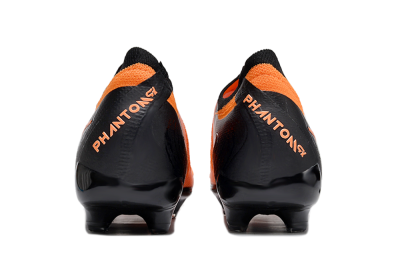 Unisex Nike Phantom Luna Elite FG Firm Ground Low-Tops Football Boots - Orange/Black