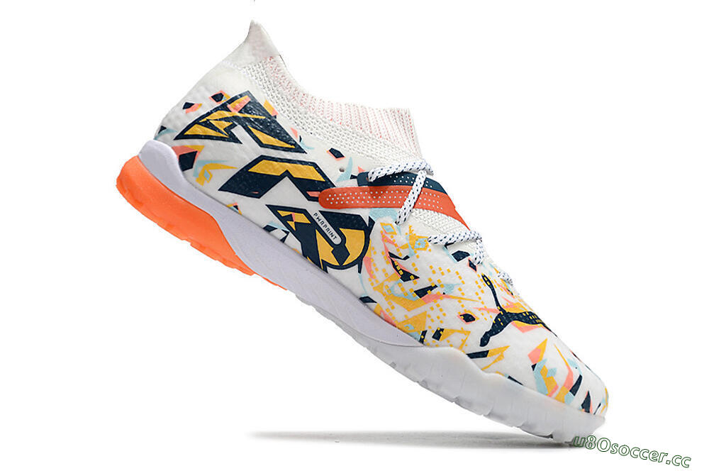 Men's Puma Future Ultimate TF Artificial Turf Low-Tops Football Shoes - White/Yellow/Black 4
