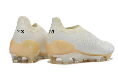 Men's Adidas Predator Accuracy+ Laceless FG Firm Ground Low-Tops Football Boots - White/Beige