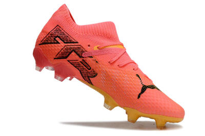 Men's Puma Future 7 Ultimate FG Firm Ground Low-Tops Football Boots - Pink/Black/Yellow