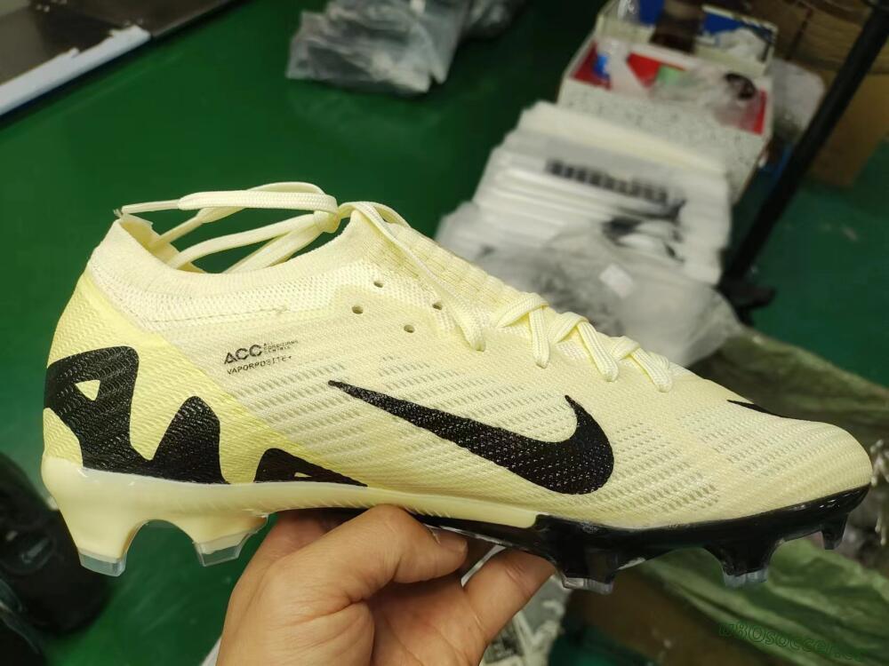 Unisex Nike Air Zoom Mercurial Vapor 15 Elite FG Firm Ground Low-Tops Football Boots - Beige/Black