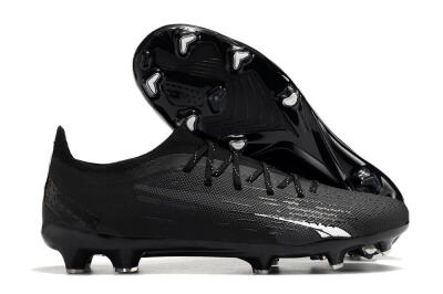 Men's Puma Ultra Ultimate FG Firm Ground Low-Tops Football Boots - Black/White