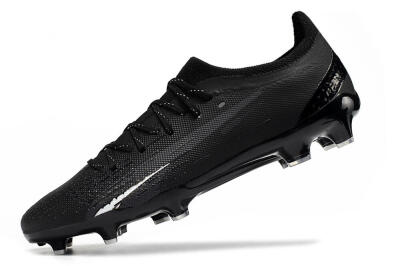 Men's Puma Ultra Ultimate FG Firm Ground Low-Tops Football Boots - Black/White