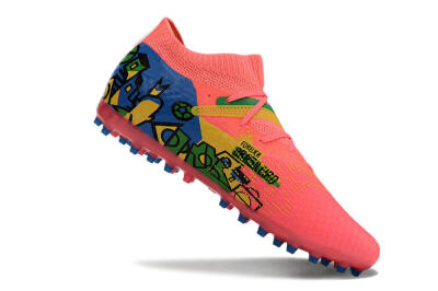Men's Puma Future Ultimate MG Multi Ground Low-Tops Football Boots - Pink/Blue/Green/Yellow
