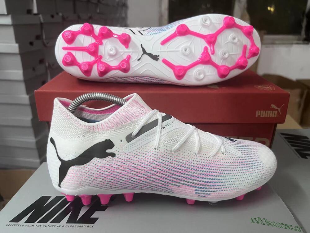Men's Puma Future Ultimate MG Multi Ground Low-Tops Football Boots - White/Blue/Pink