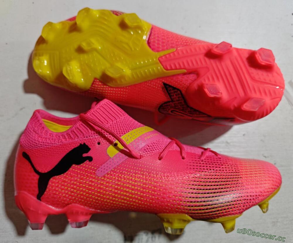 Men's Puma Future 7 Ultimate FG Firm Ground Low-Tops Football Boots - Pink/Black/Yellow
