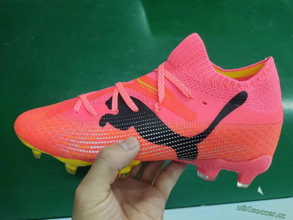 Men's Puma Future Ultimate FG Firm Ground Low-Tops Football Boots - Pink/Black/Yellow