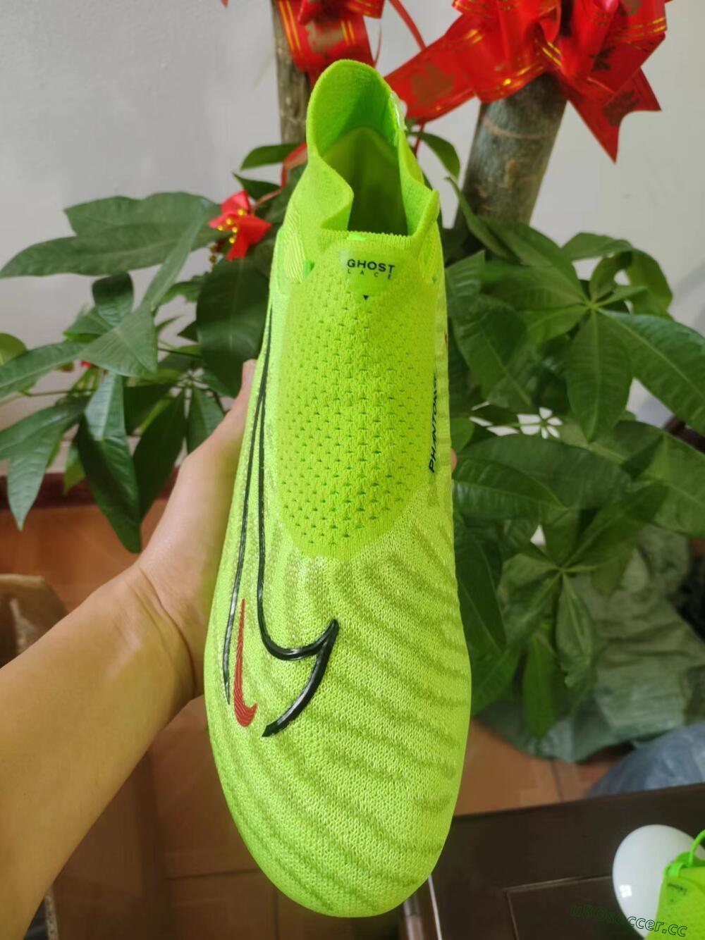 Men's Nike Phantom GX Elite DF Link FG Firm Ground High-Tops Football Boots - Green/Black/Red