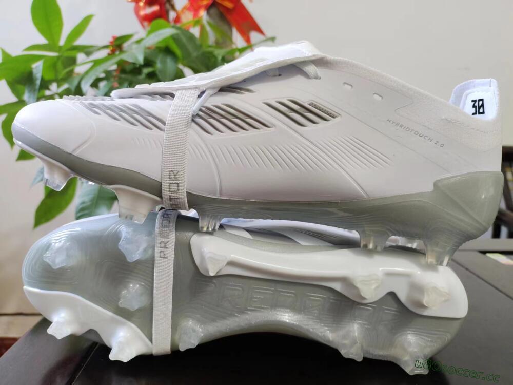Men's Adidas Predator Elite Foldover Tongue FG Firm Ground Low-Tops Football Boots - White/Grey