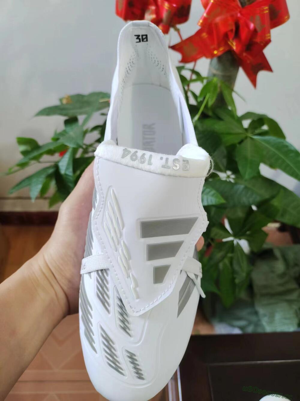 Men's Adidas Predator Elite Foldover Tongue FG Firm Ground Low-Tops Football Boots - White/Grey