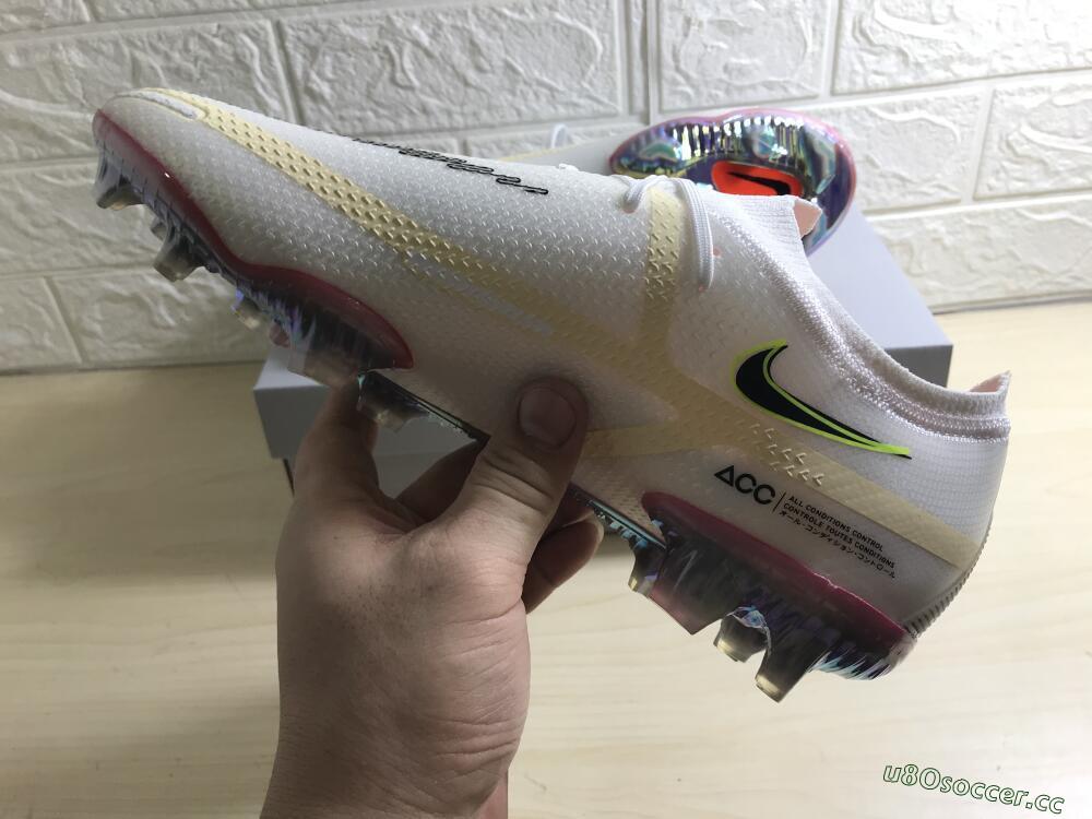 Men's Nike Phantom GT 2 Elite FG Firm Ground Low-Tops Football Boots - White/Yellow/Black