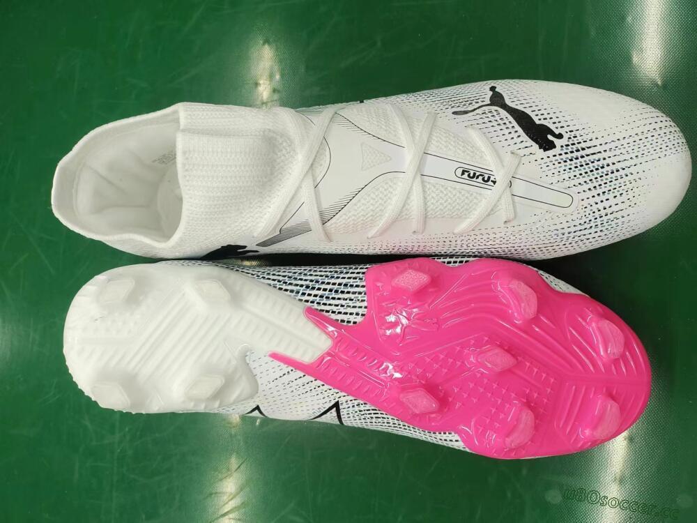 Men's Puma Future Ultimate 2024 FG Firm Ground Low-Tops Football Boots - White/Pink/Blue/Black