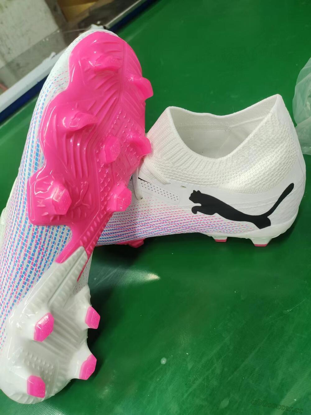 Men's Puma Future Ultimate 2024 FG Firm Ground Low-Tops Football Boots - White/Pink/Blue/Black