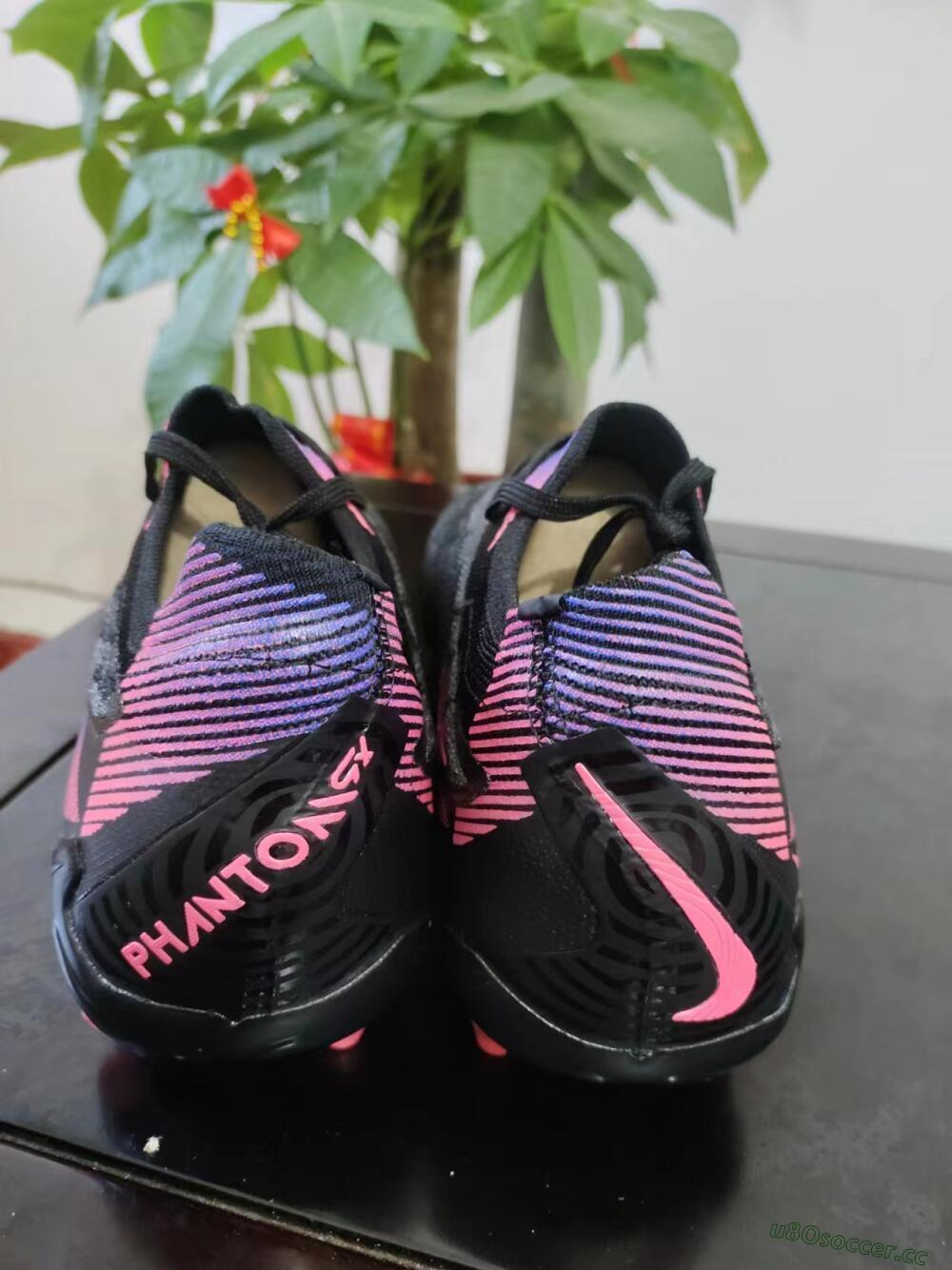 Men's Nike Phantom GX Elite FG Firm Ground Low-Tops Football Boots - Black/Pink/Blue