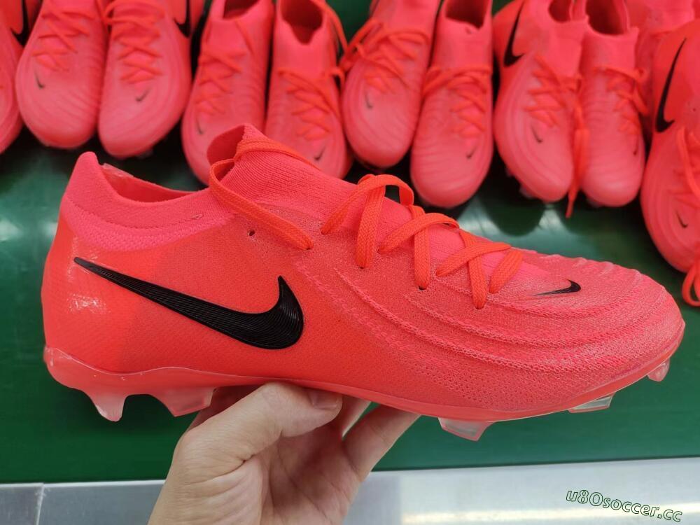 Unisex Nike Phantom Luna 2 Elite LV8 FG Firm Ground Low-Tops Football Boots - Red/Black/Pink