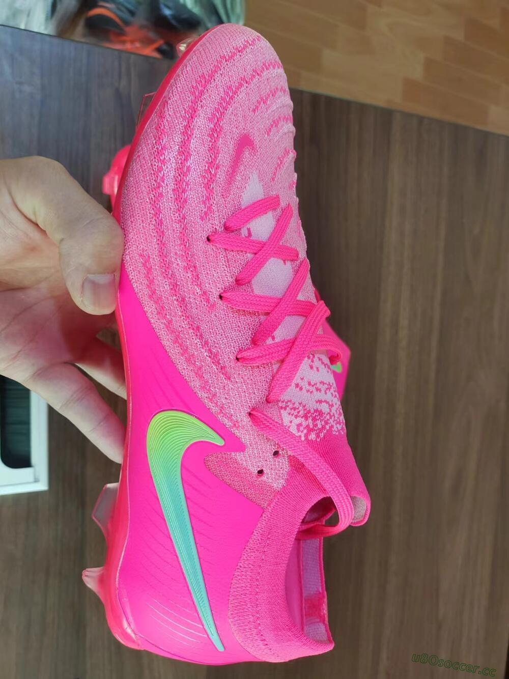 Unisex Nike Phantom Luna Elite FG Firm Ground Low-Tops Football Boots - Pink/Yellow/Jade
