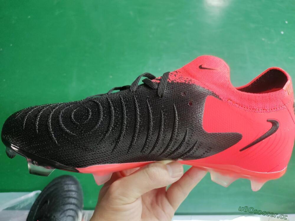 Unisex Nike Phantom Luna Elite FG Firm Ground Low-Tops Football Boots - Orange/Black