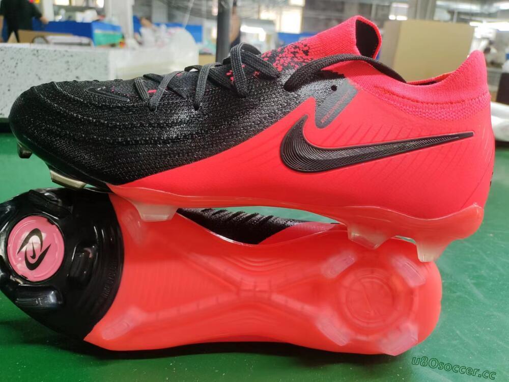 Unisex Nike Phantom Luna Elite FG Firm Ground Low-Tops Football Boots - Orange/Black