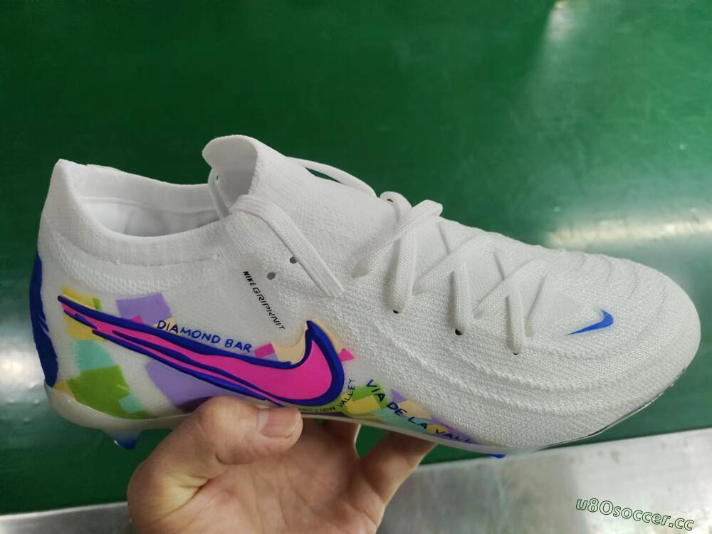 Men's Nike Phantom Luna Elite NU FG Firm Ground Low-Tops Football Boots - Beige/Blue/Yellow/Pink