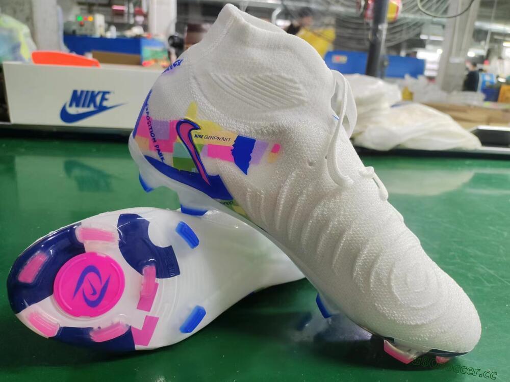 Men's Nike Phantom Luna Elite NU FG Firm Ground High-Tops Football Boots - Beige/Blue/Yellow/Pink