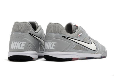 Men's Supre x Nike SB Gato IC Indoor & Futsal Low-Tops Football Shoes - Grey/White/Red/Black