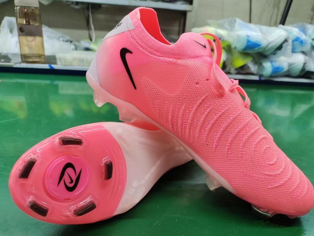 Men's Nike Phantom Luna Elite FG Firm Ground Low-Tops Football Boots - Pink/Black