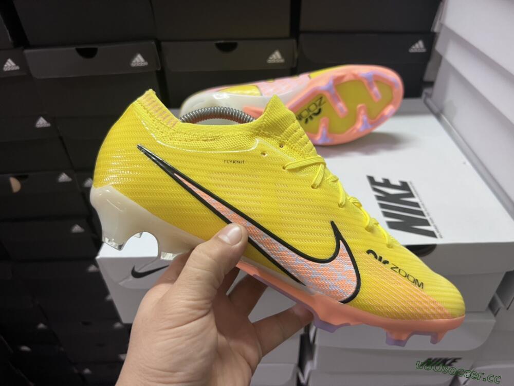 Men's Nike Air Zoom Mercurial Vapor 15 Elite FG Firm Ground Low-Tops Football Boots - Yellow/Pink
