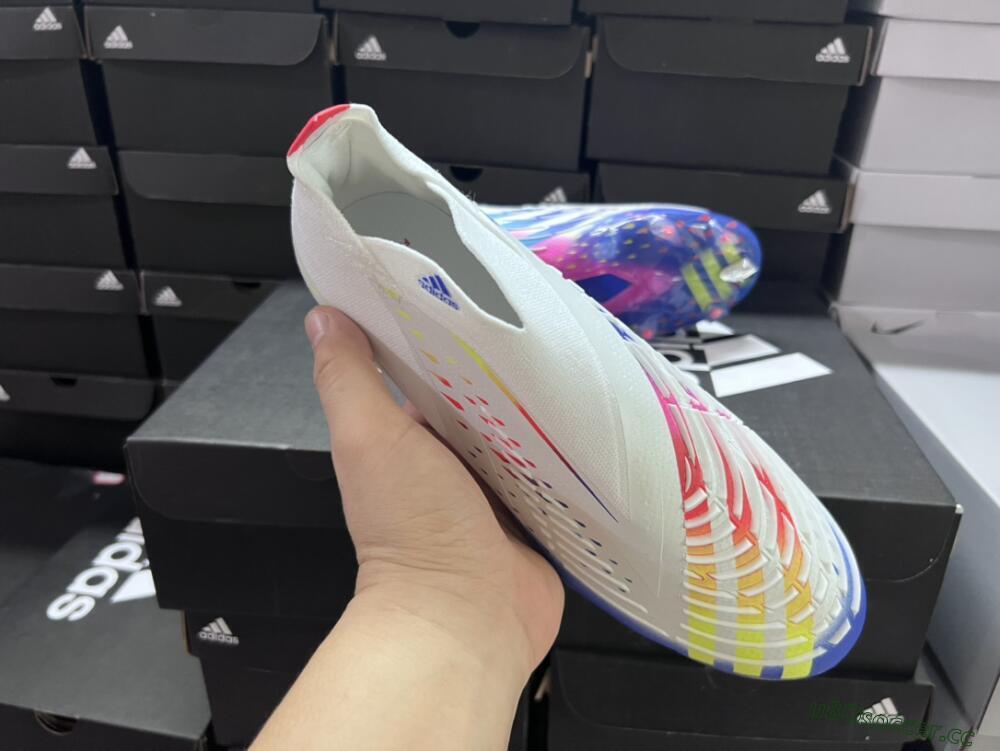 Unisex Adidas Predator FIFA World Cup Qatar 2022 Edge+ FG Firm Ground High-Tops Football Boots - White/Red/Blue
