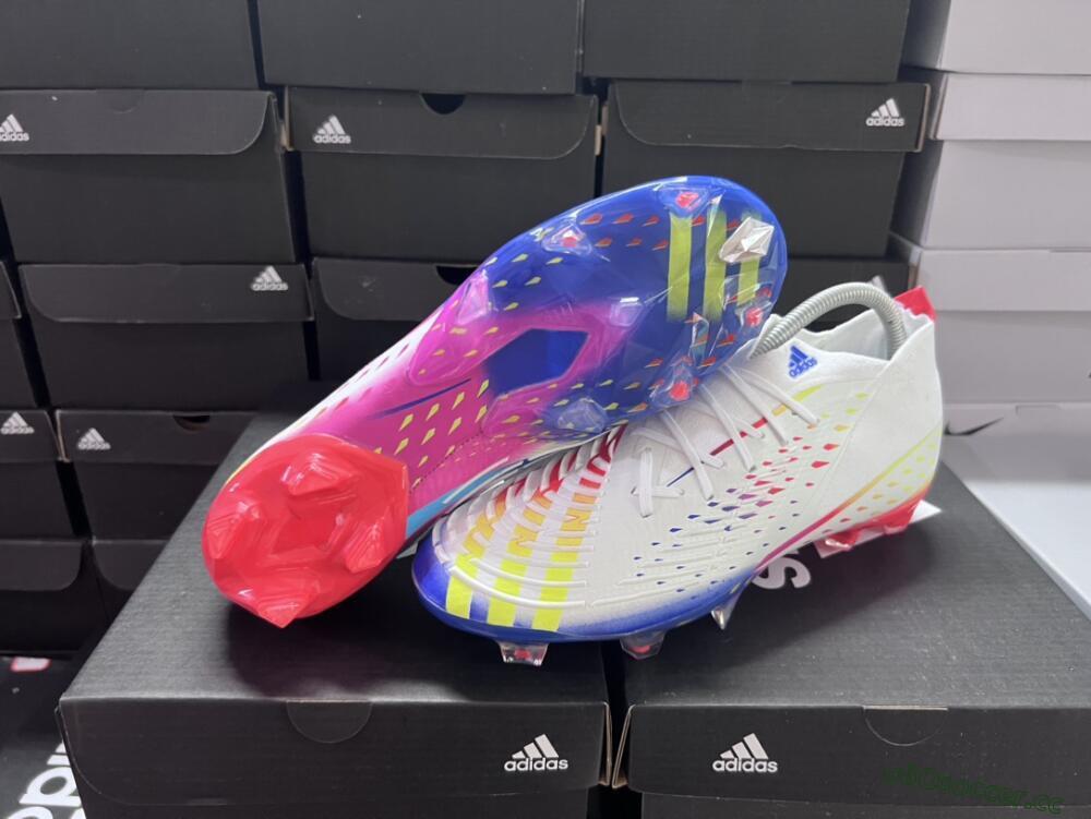 Men's Adidas Predator FIFA World Cup Qatar 2022 Edge+ FG Firm Ground Low-Tops Football Boots - White/Red/Blue