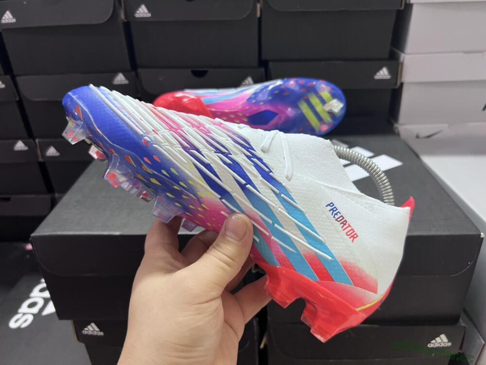 Men's Adidas Predator FIFA World Cup Qatar 2022 Edge+ FG Firm Ground Low-Tops Football Boots - White/Red/Blue