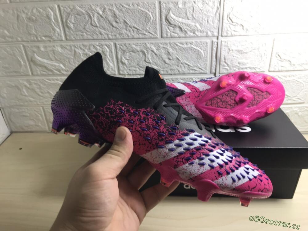 Unisex Adidas Predator Freak.1 FG Firm Ground Low-Tops Football Boots - Black/Pink/Purple