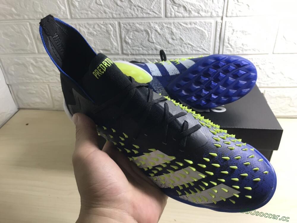 Men's Adidas Predator Freak+ TF Artificial Turf High-Tops Football Shoes - Black/Blue/Green
