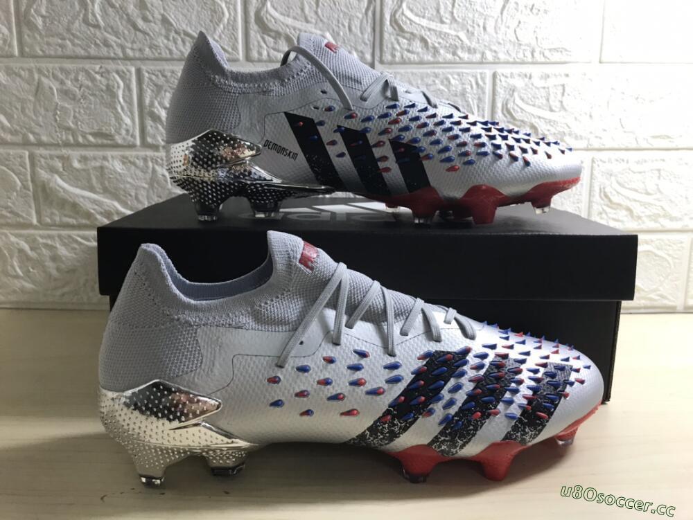 Unisex Adidas Predator Freak.1 FG Firm Ground Low-Tops Football Boots - Silver/Blue/Red/Black