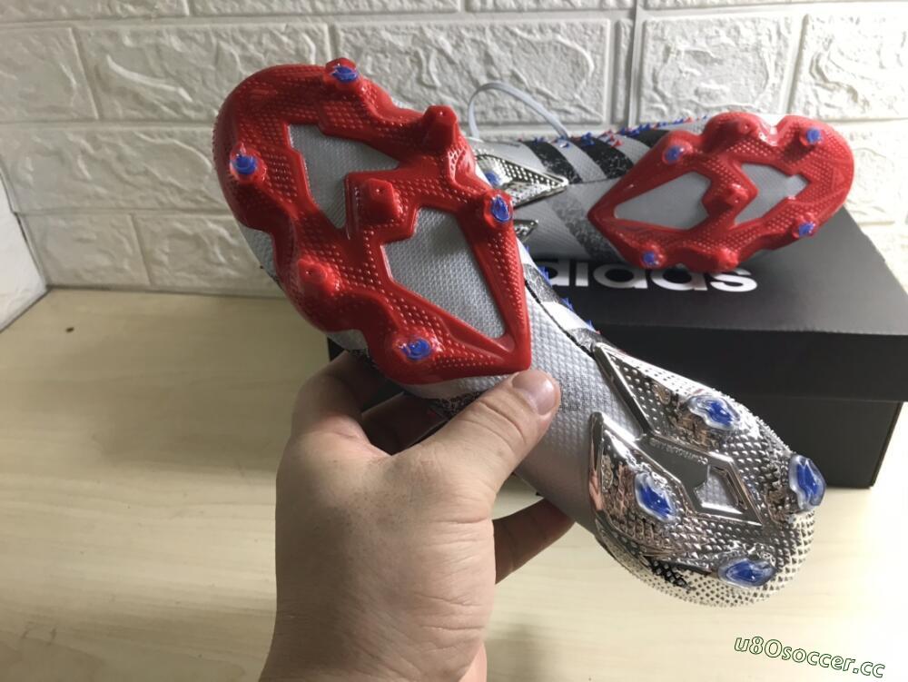 Unisex Adidas Predator Freak.1 FG Firm Ground Low-Tops Football Boots - Silver/Blue/Red/Black