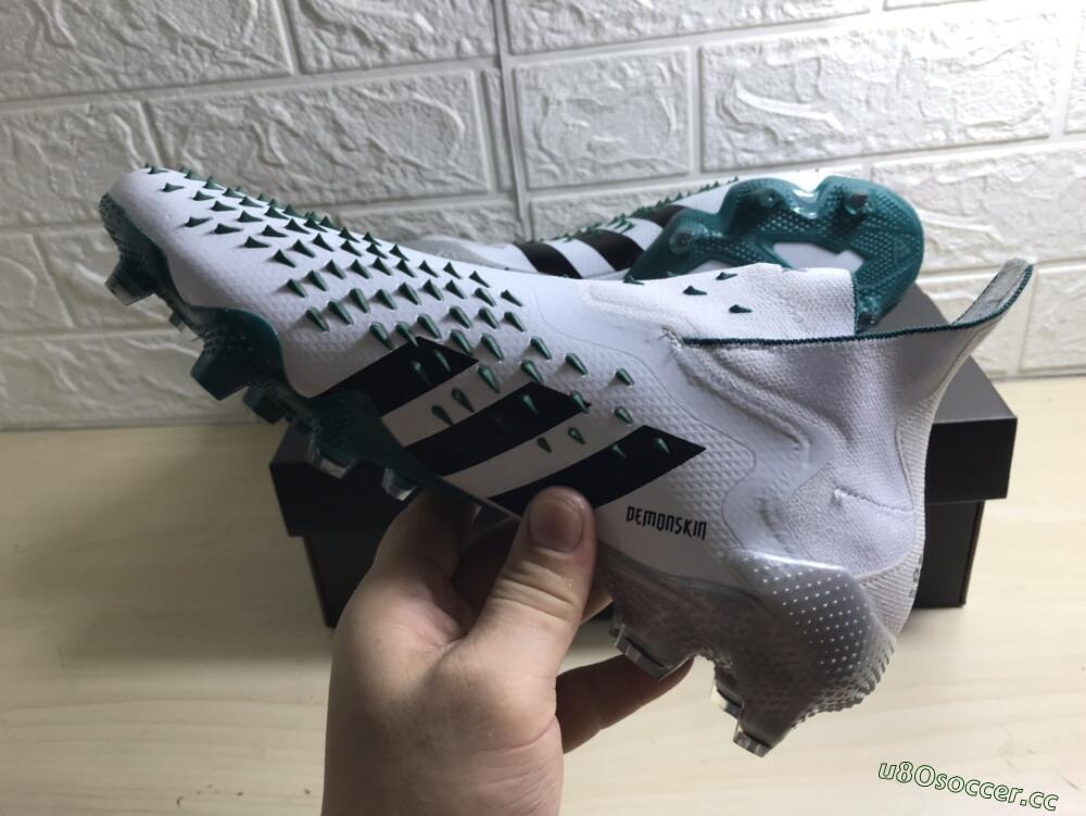 Unisex Adidas Predator Freak+ FG Firm Ground High-Tops Football Boots - White/Black/Green