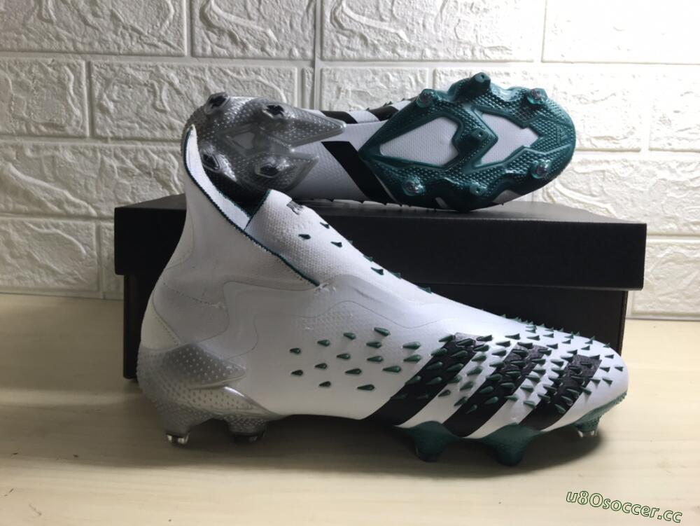 Unisex Adidas Predator Freak+ FG Firm Ground High-Tops Football Boots - White/Black/Green