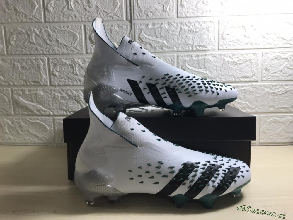 Unisex Adidas Predator Freak+ FG Firm Ground High-Tops Football Boots - White/Black/Green