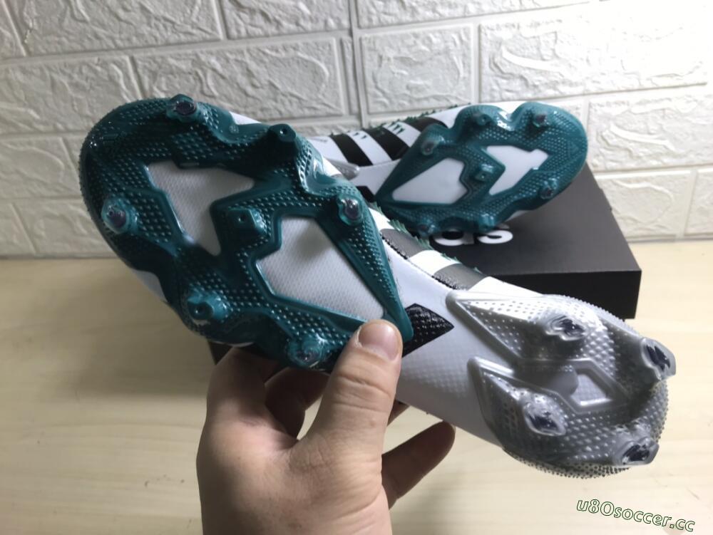 Unisex Adidas Predator Freak.1 FG Firm Ground Low-Tops Football Boots - White/Green/Black