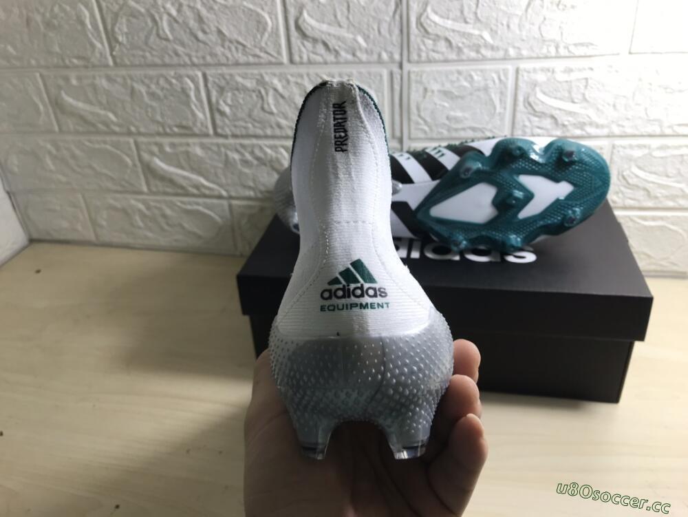 Unisex Adidas Predator Freak.1 FG Firm Ground Low-Tops Football Boots - White/Green/Black