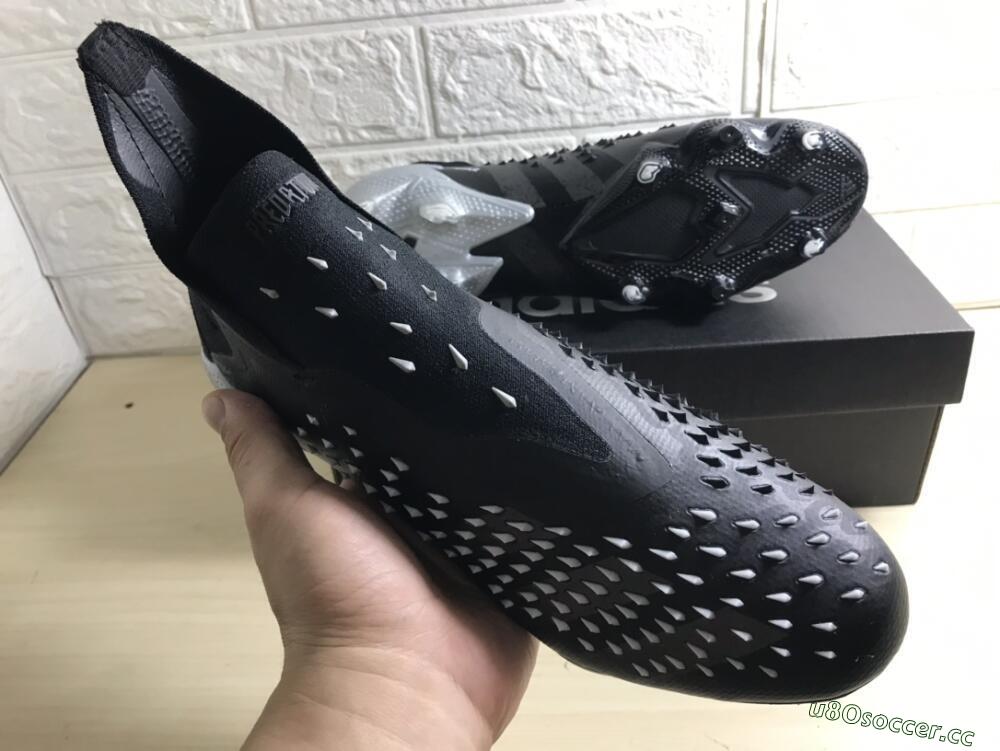 Unisex Adidas Predator Freak+ FG Firm Ground High-Tops Football Boots - Black/Siliver
