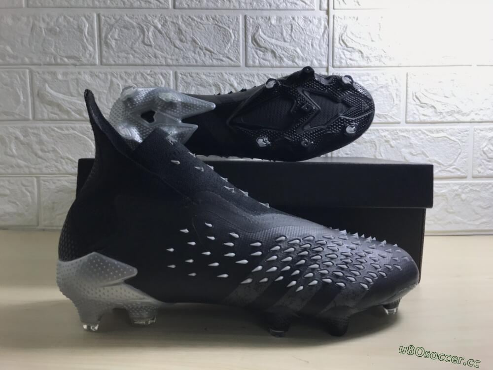 Unisex Adidas Predator Freak+ FG Firm Ground High-Tops Football Boots - Black/Siliver