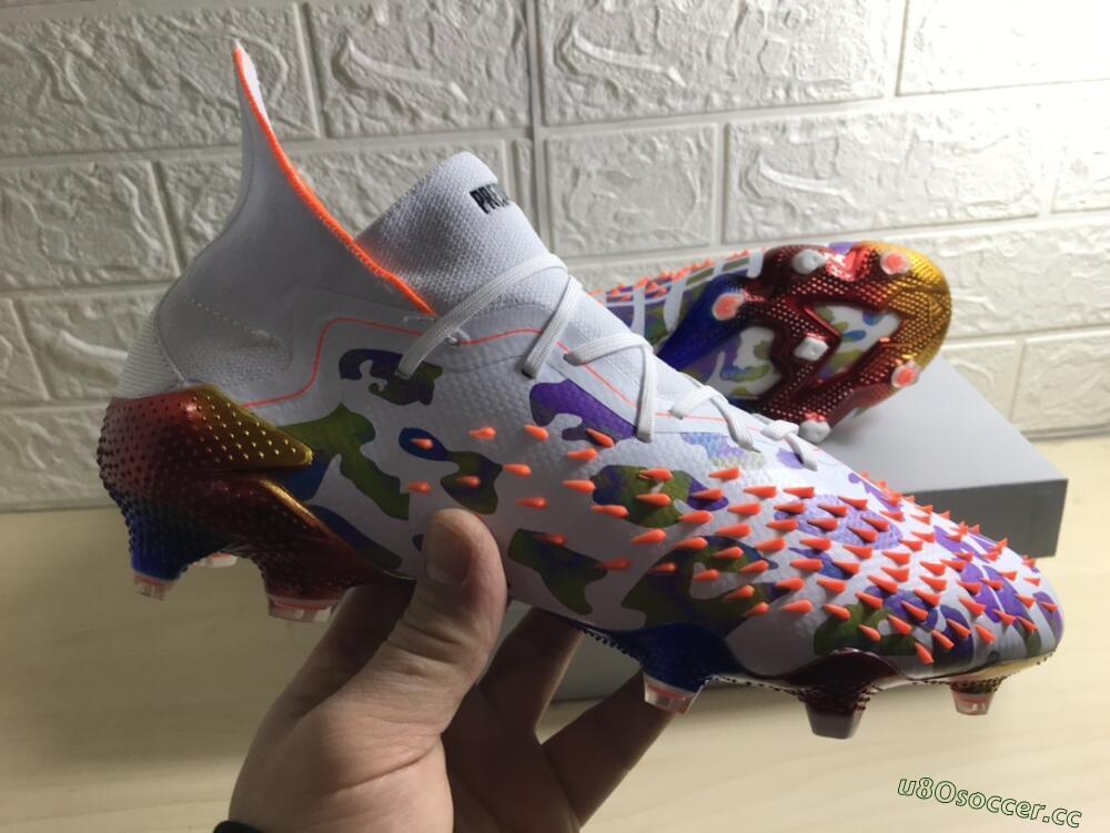 Men's Adidas Predator Freak.1 FG Firm Ground High-Tops Football Boots - White/Rainbow