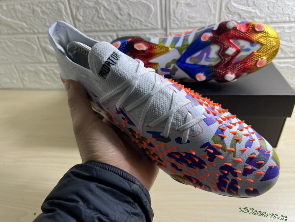 Unisex Adidas Predator Freak.1 Low FG Firm Ground High-Tops Football Boots - White/Blue/Orange/Gold