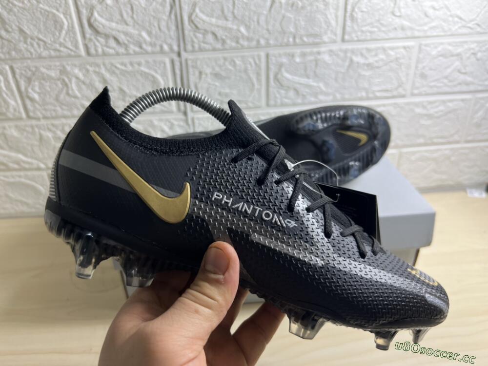 Men's Nike Phantom GT 2 FG Firm Ground Low-Tops Football Boots - Black/Silver/Gold