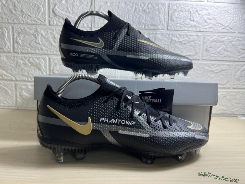 Men's Nike Phantom GT 2 FG Firm Ground Low-Tops Football Boots - Black/Silver/Gold