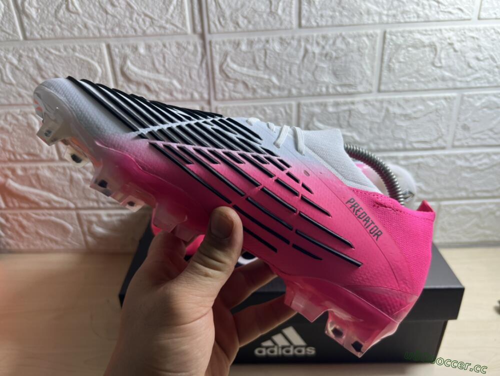 Men's Adidas Predator Edge.1 FG Firm Ground High-Tops Football Boots - White/Pink